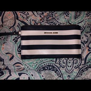 Wristlet